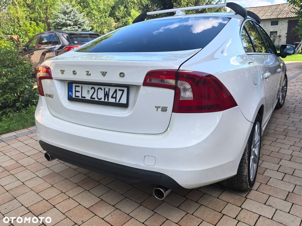 Volvo S60 2.5 T5 - 2