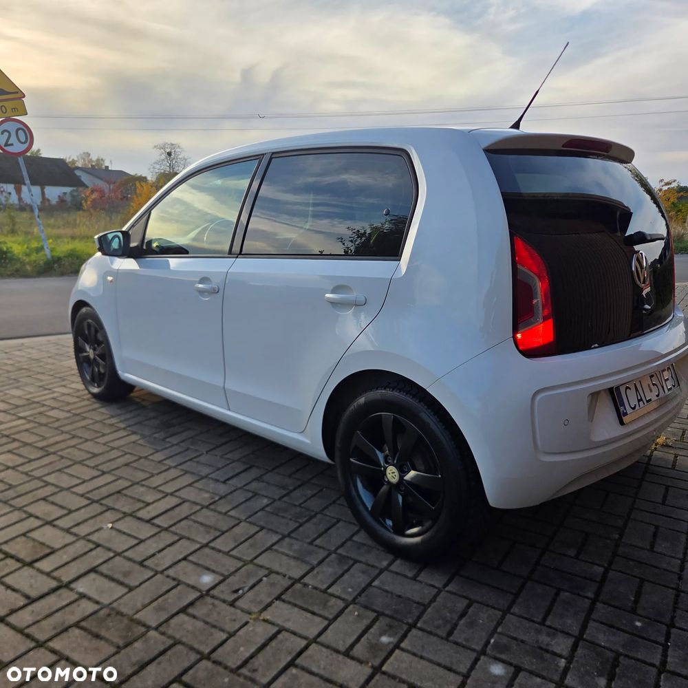 Volkswagen up! - 6