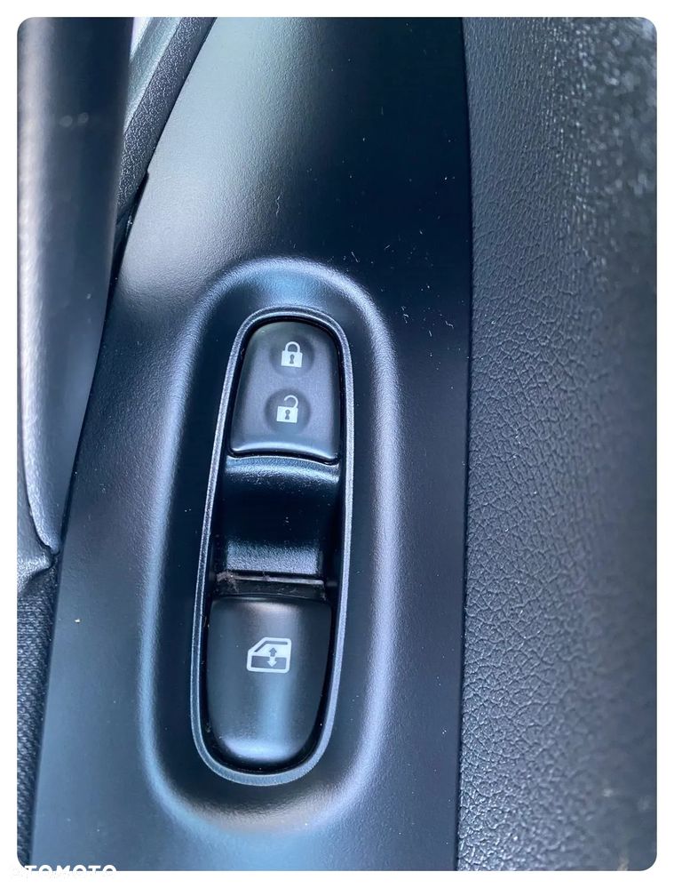 Nissan Qashqai - 22