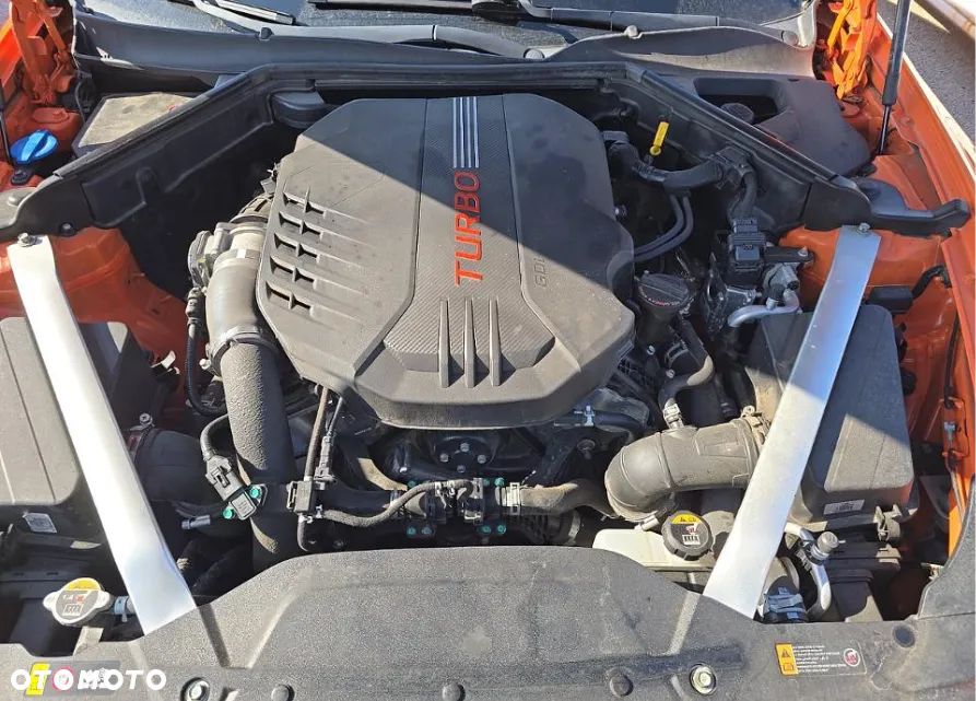 Kia Stinger 3.3 T-GDI AWD GT - 13