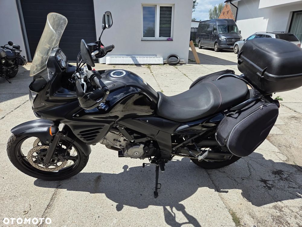 Suzuki V-STROM - 4