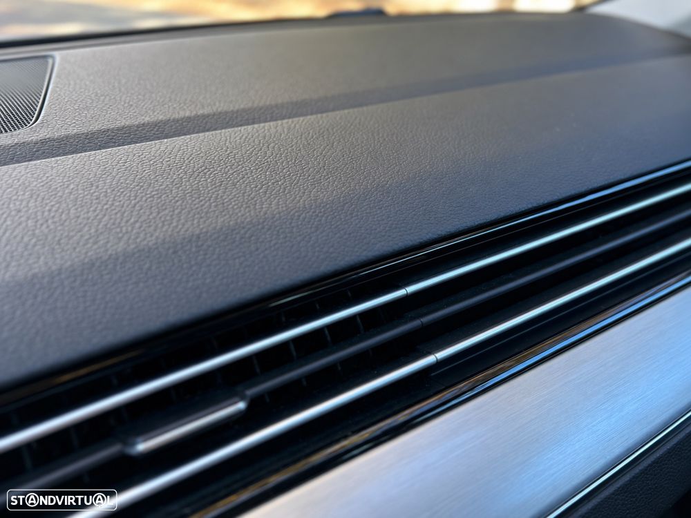 VW Passat 2.0 TDI Highline DSG - 11