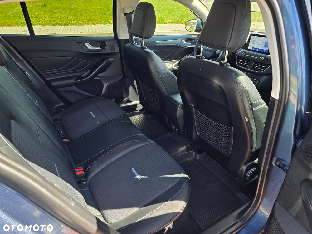 Ford Focus SW 2.0 EcoBlue S&S ACTIVE X - 11