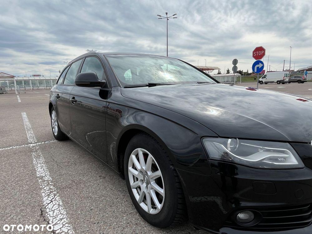 Audi A4 Avant 2.0 TDI - 11