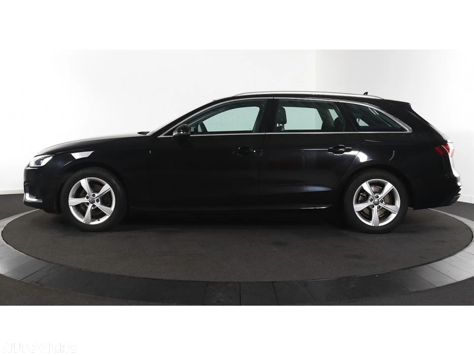 Audi A4 Avant 2.0 35 TFSI S tronic MHEV Advanced - 4