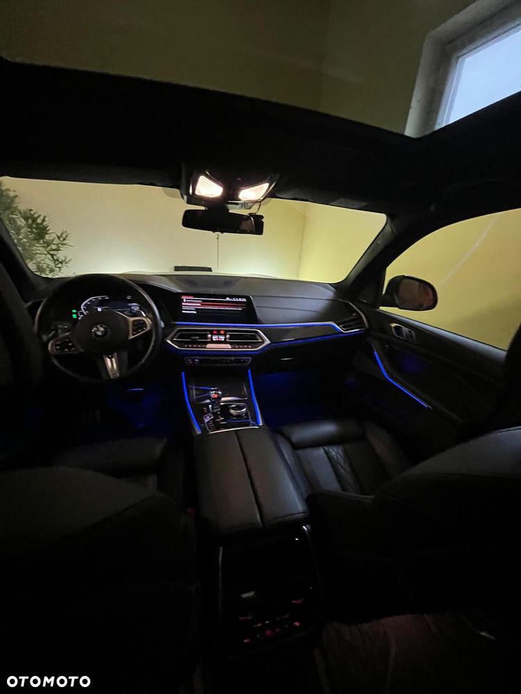 BMW X5 xDrive40d - 17