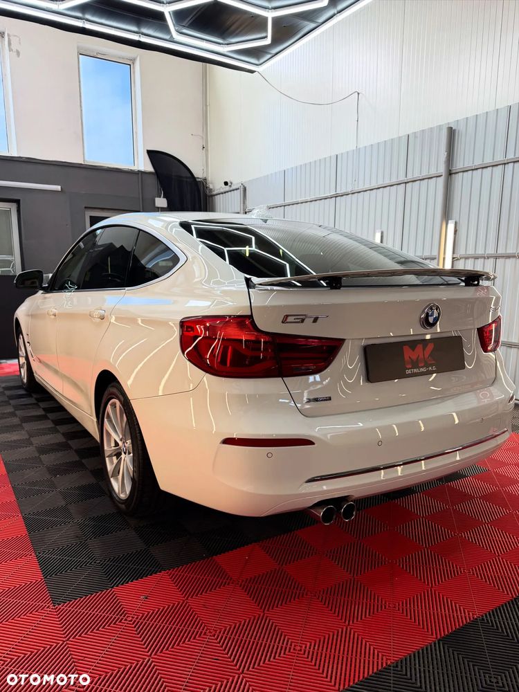 BMW Seria 3 320d Luxury Line - 3