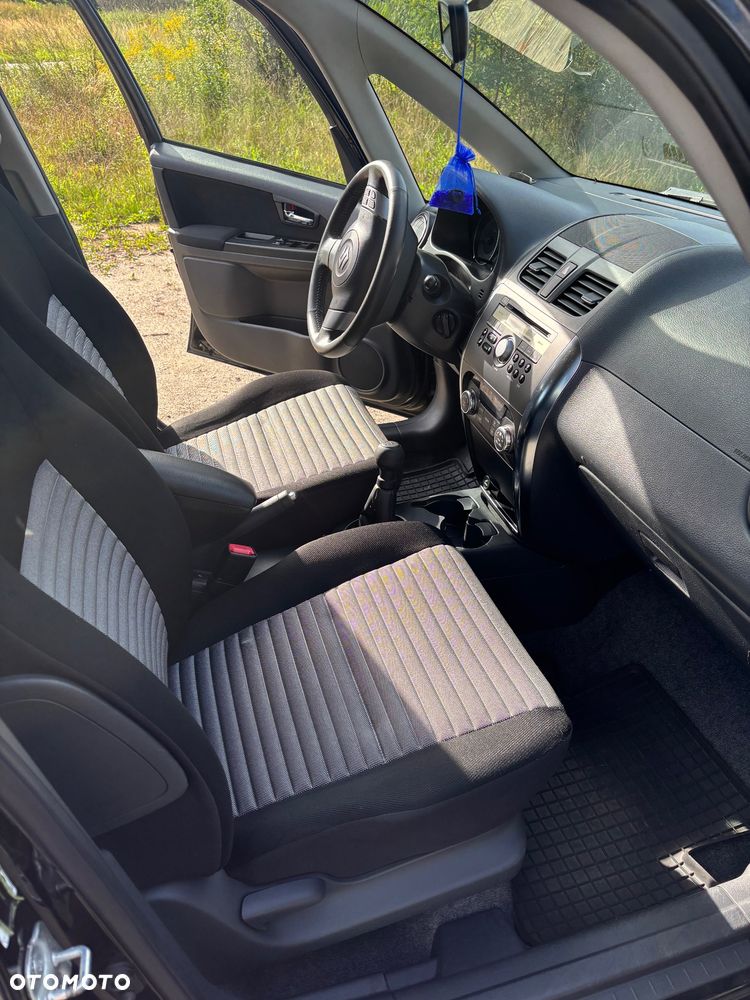 Suzuki SX4 1.6 Comfort - 9