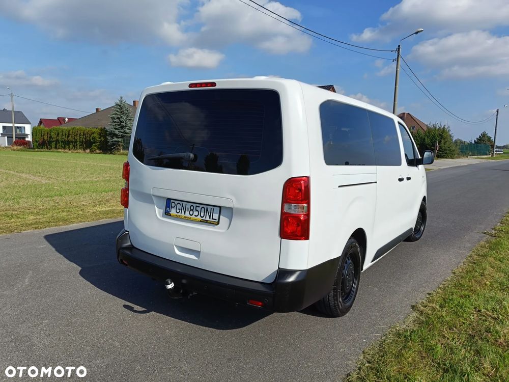 Peugeot Traveller L3 2.0 Business - 26