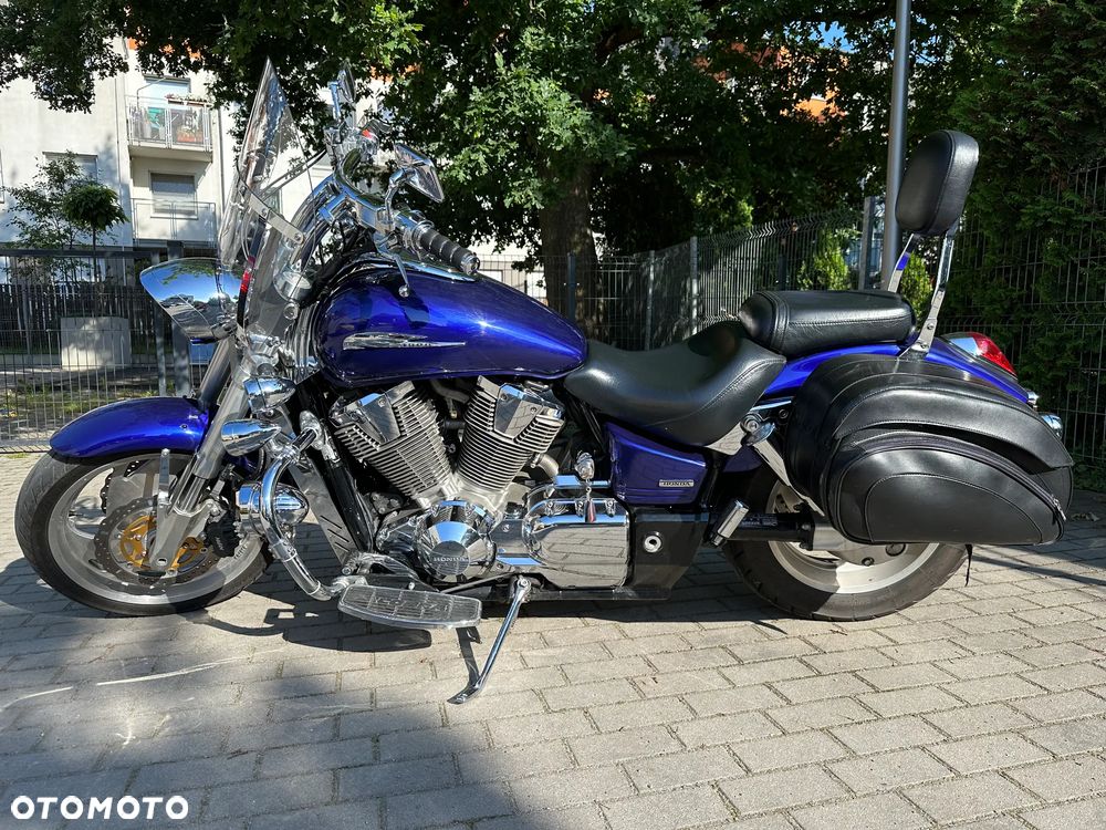 Honda VTX - 8