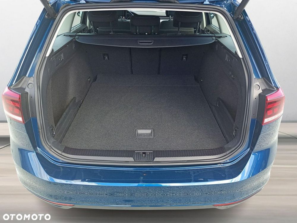 Volkswagen Passat Variant 2.0 TDI EVO Business DSG - 33