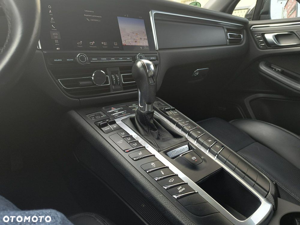 Porsche Macan - 20