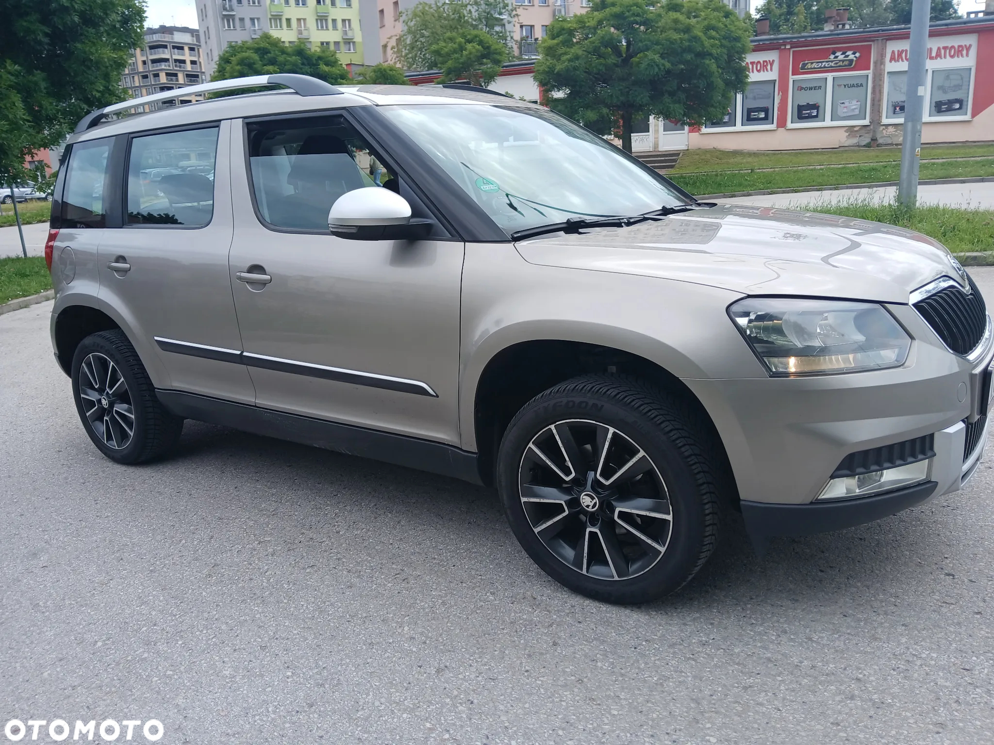 Skoda Yeti 1.4 TSI 4x2 Active DSG - 2