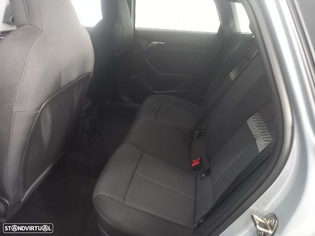 Audi A3 Sportback 30 TFSI Advanced S tronic - 14