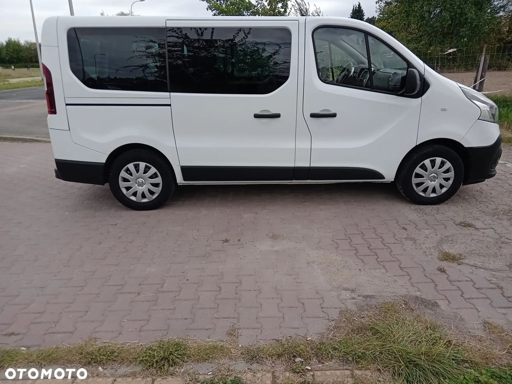 Renault Trafic - 2