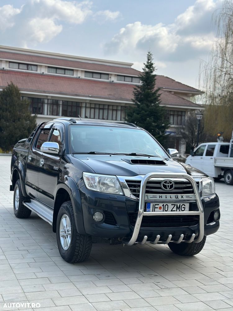 Toyota Hilux 4x4 Cabina Dubla Comfort - 2