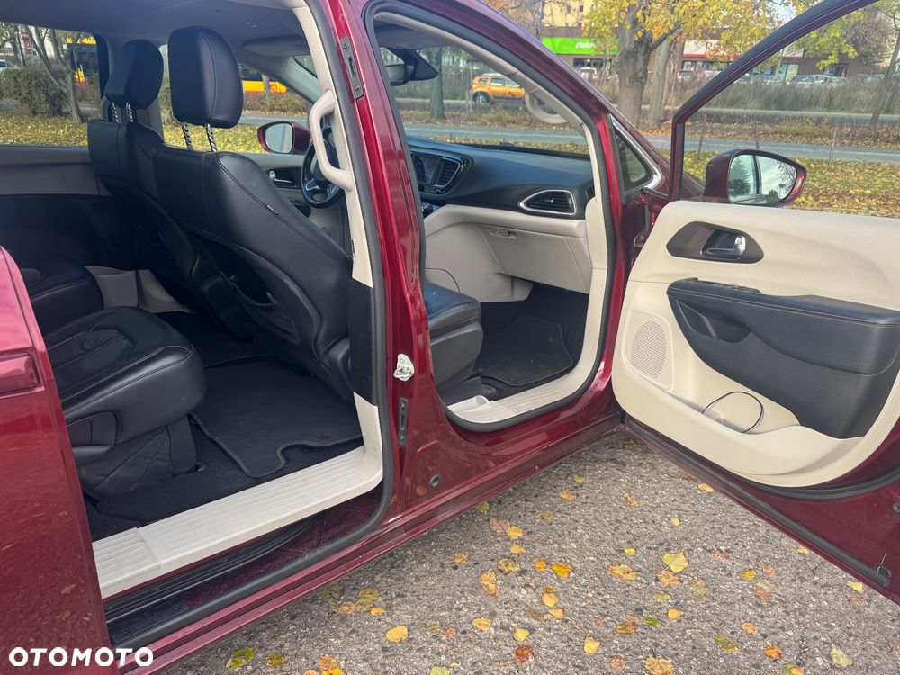 Chrysler Pacifica 2019