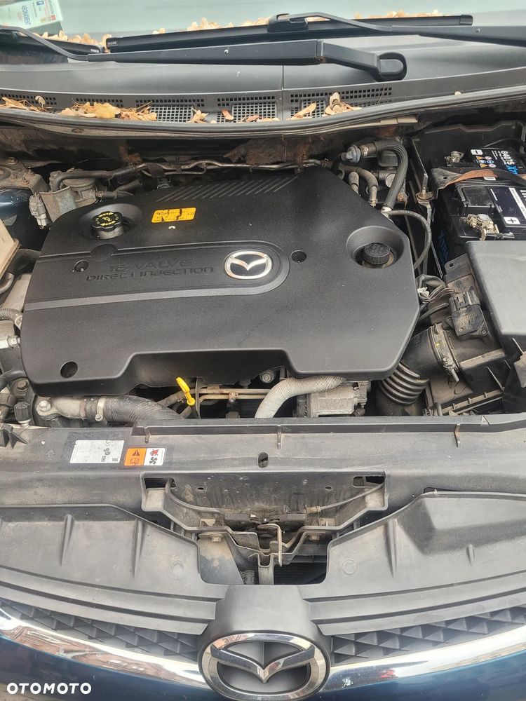 Mazda 5 - 15