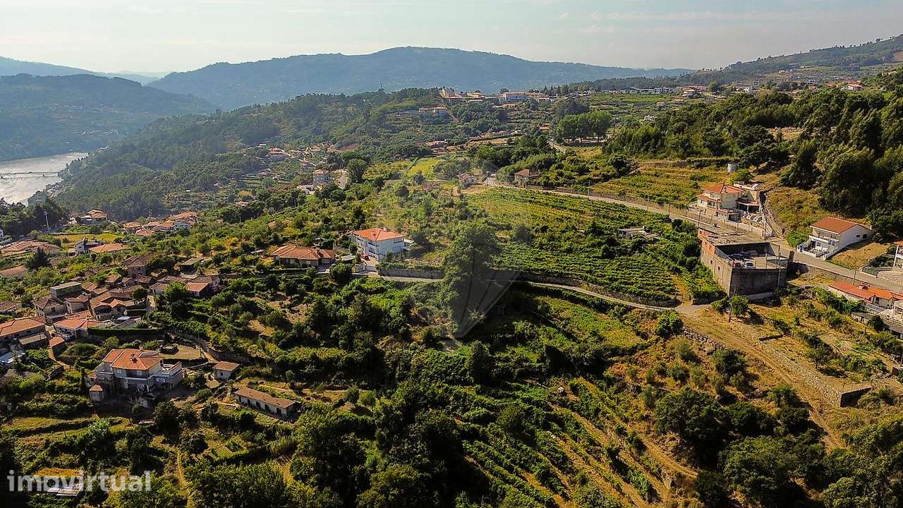 Terreno  para venda - Grande imagem: 2/18