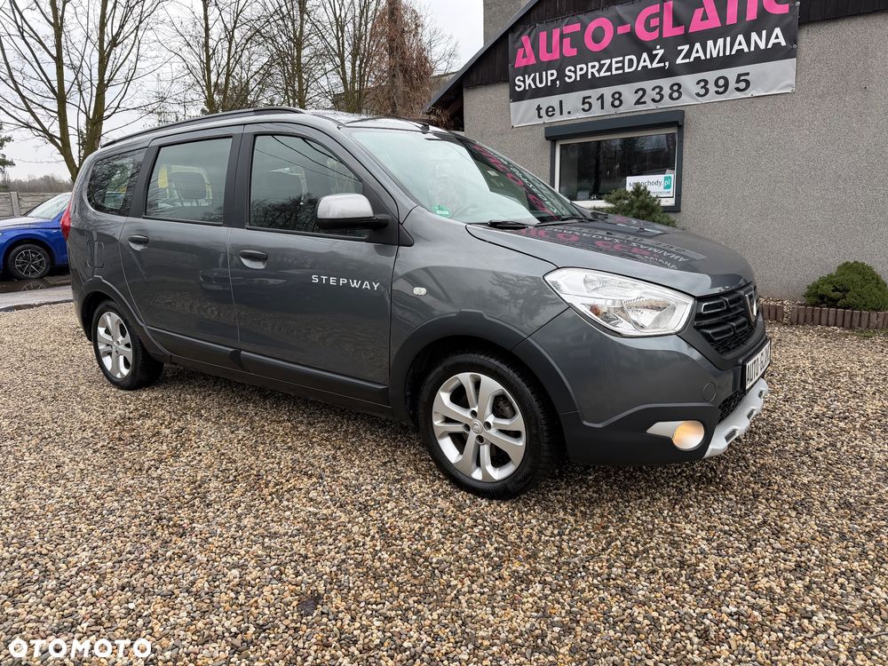 Dacia Lodgy TCe 115 Stepway - 34