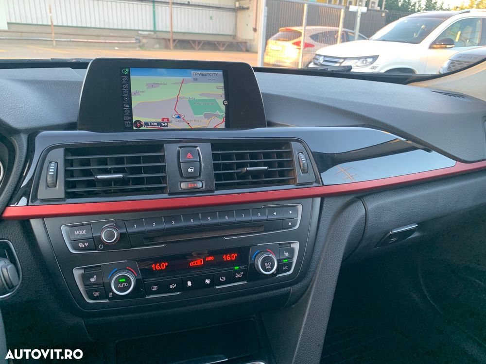 BMW Seria 3 320d Sport-Aut. Efficient Dynamics Edition - 12