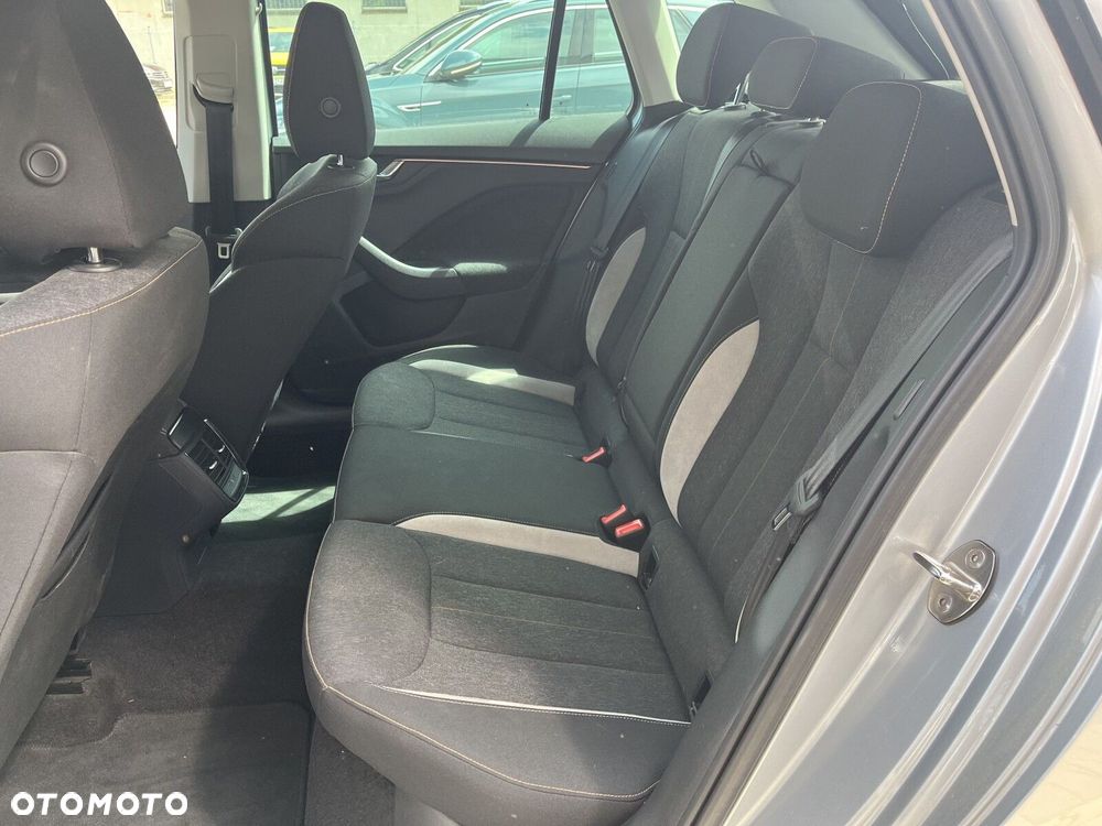 Skoda Kamiq 1.5 TSI Selection - 17