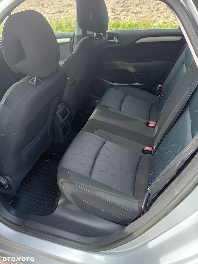 Citroën C4 1.6 HDi Attraction - 13