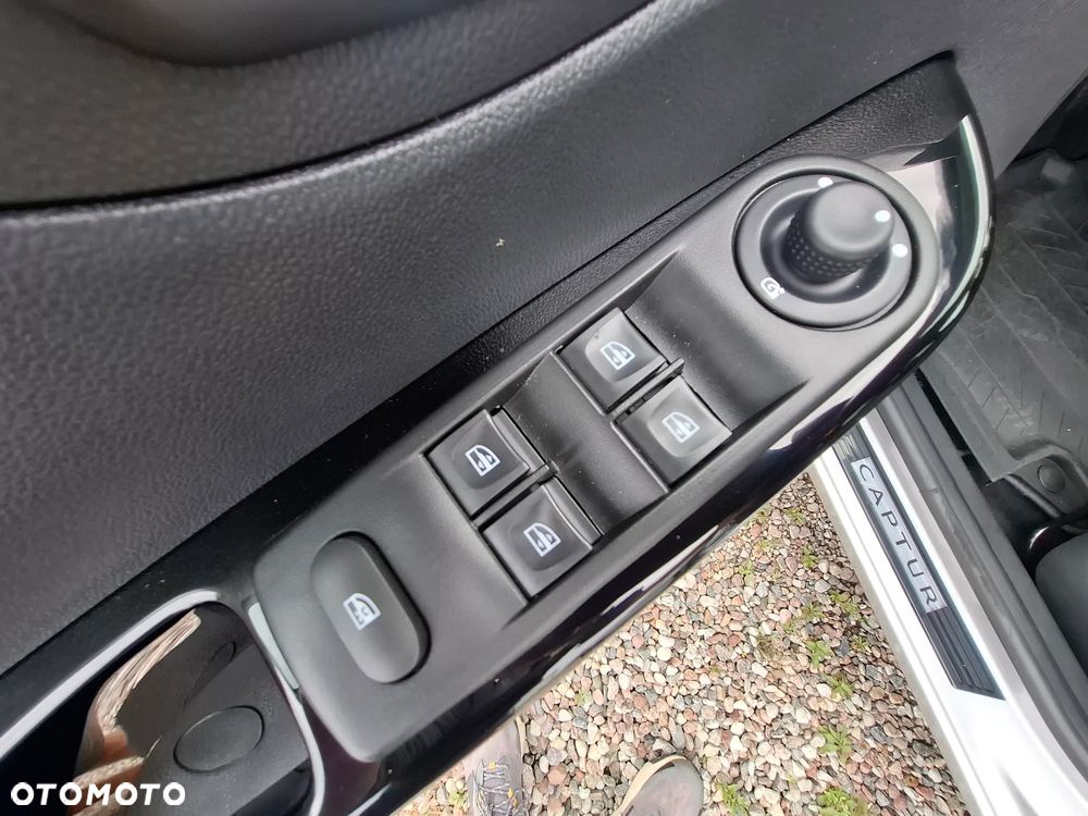 Renault Captur ENERGY TCe 120 EDC Elysee - 14