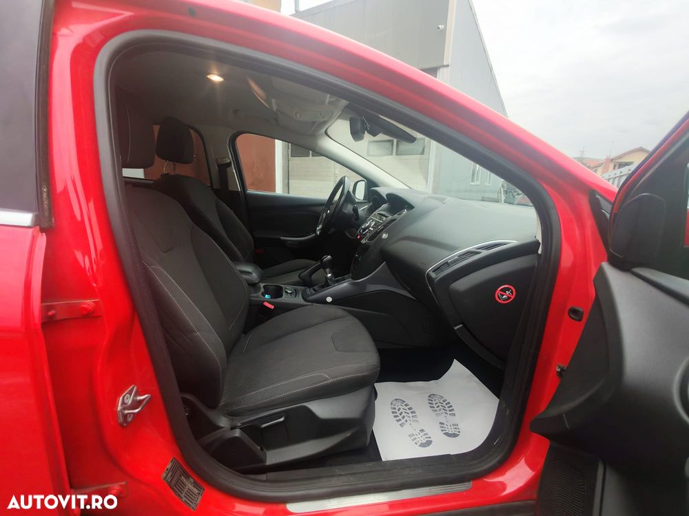 Ford Focus 1.6 EcoBoost Start-Stopp-System Titanium - 6