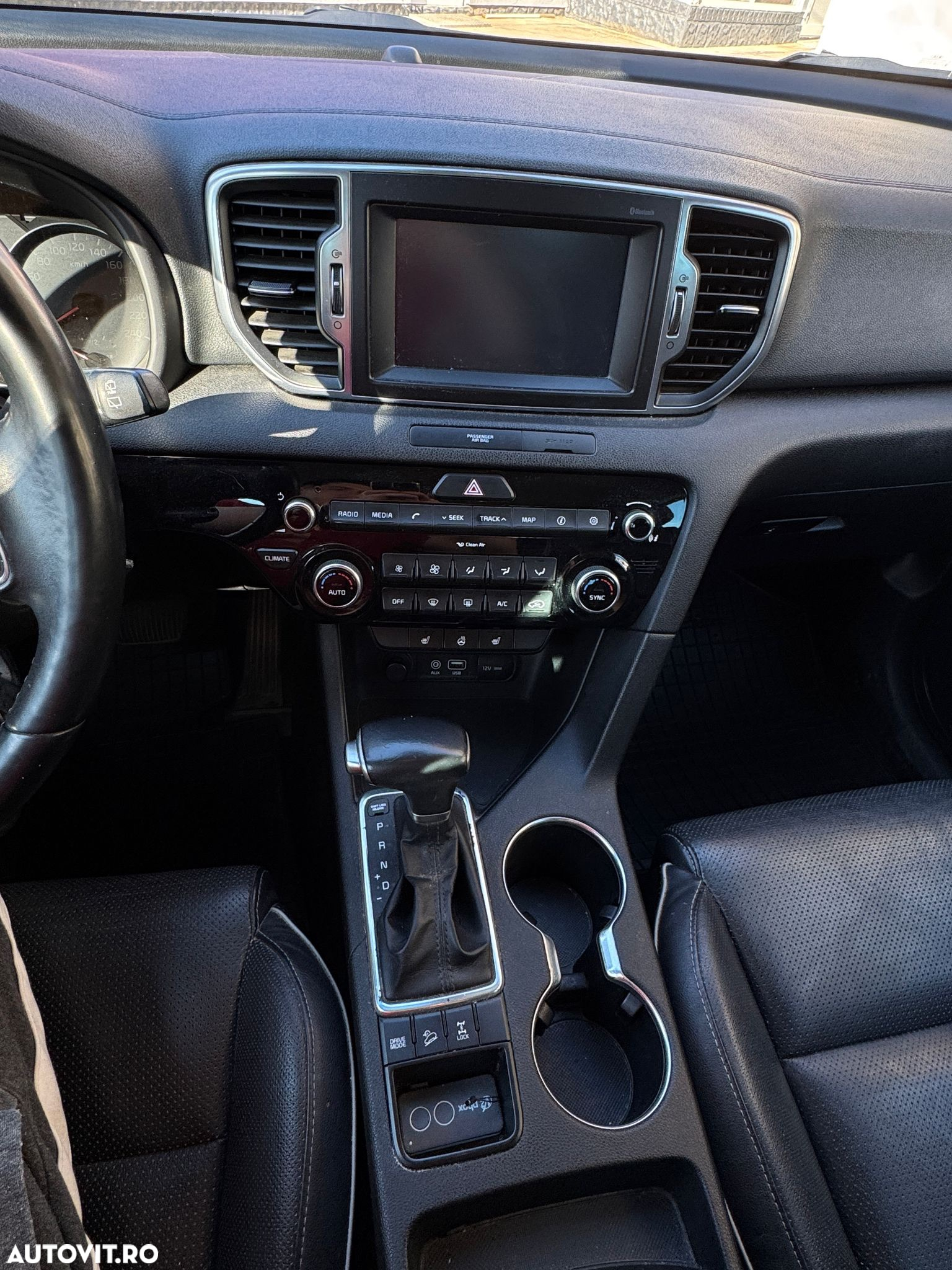 Kia Sportage 2.0 DSL HP 6AT 4x4 Style - 11