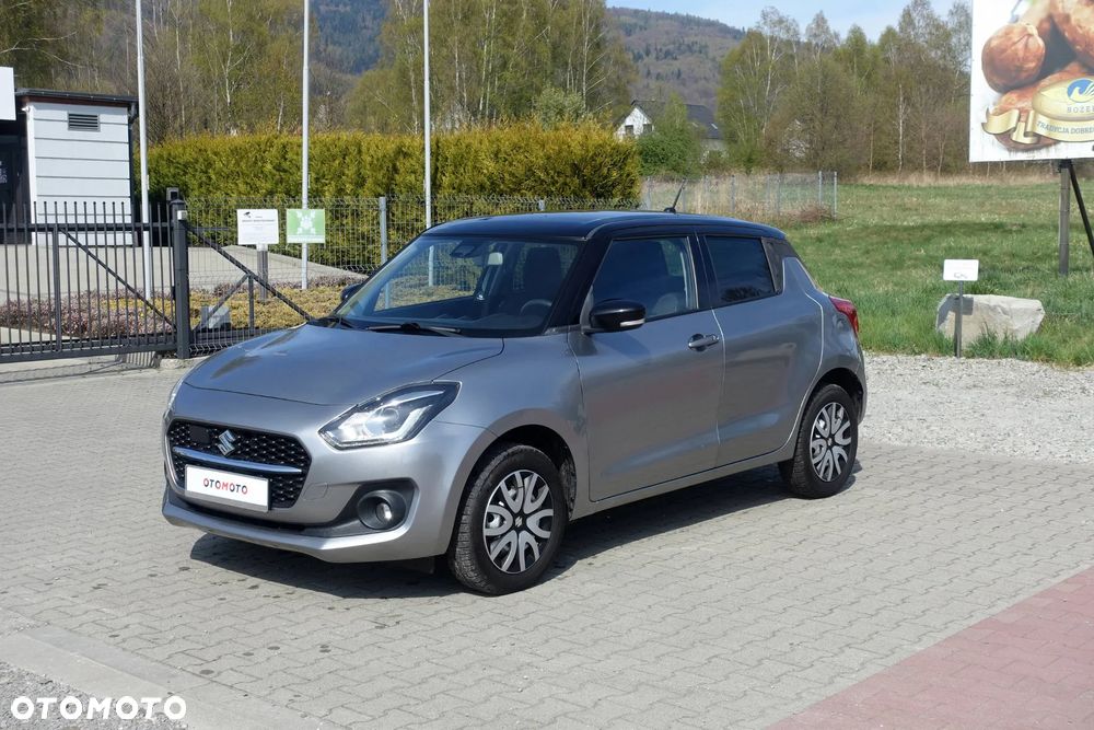 Suzuki Swift 1.2 Dualjet Hybrid Allgrip Comfort - 1