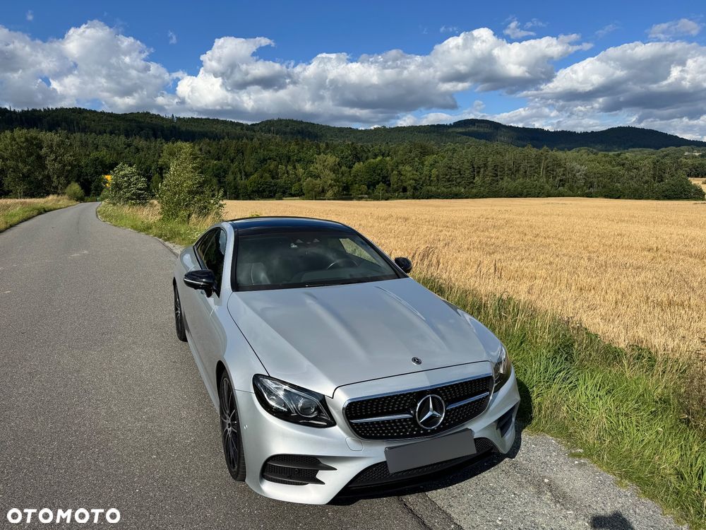 Mercedes-Benz Klasa E 220 d Coupe 4-Matic 9G-TRONIC - 2