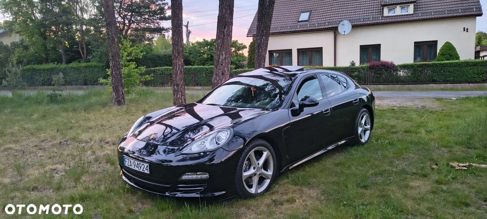 Porsche Panamera Platinum Edition PDK - 1