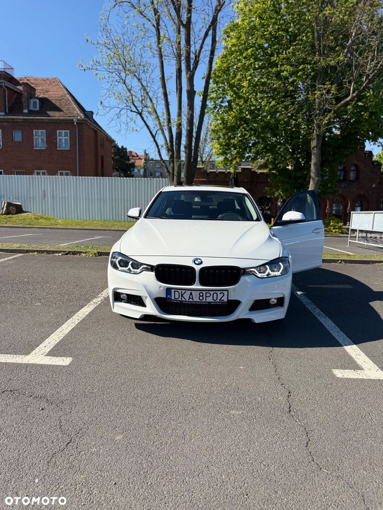 BMW Seria 3 320i - 6