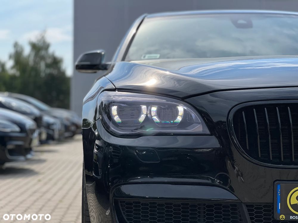 BMW Seria 7 - 11