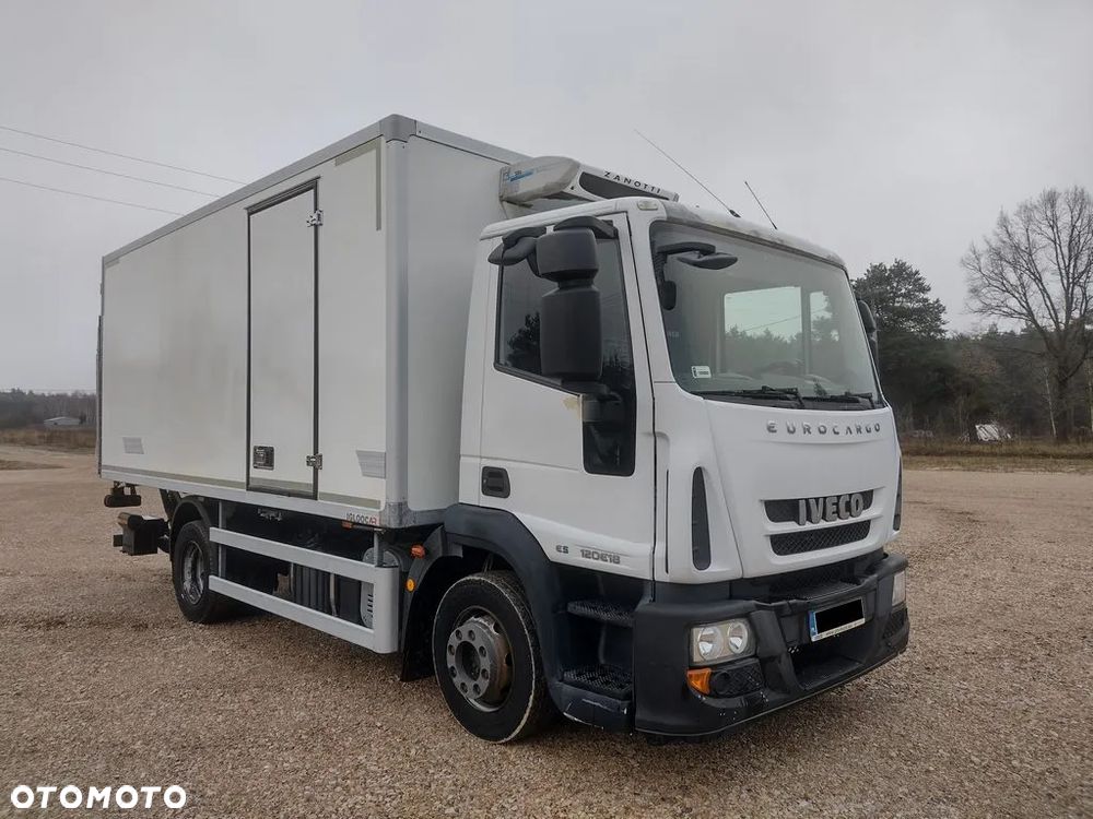 Iveco Eurocargo 120E18 Chlodnia Winda Resor - 12