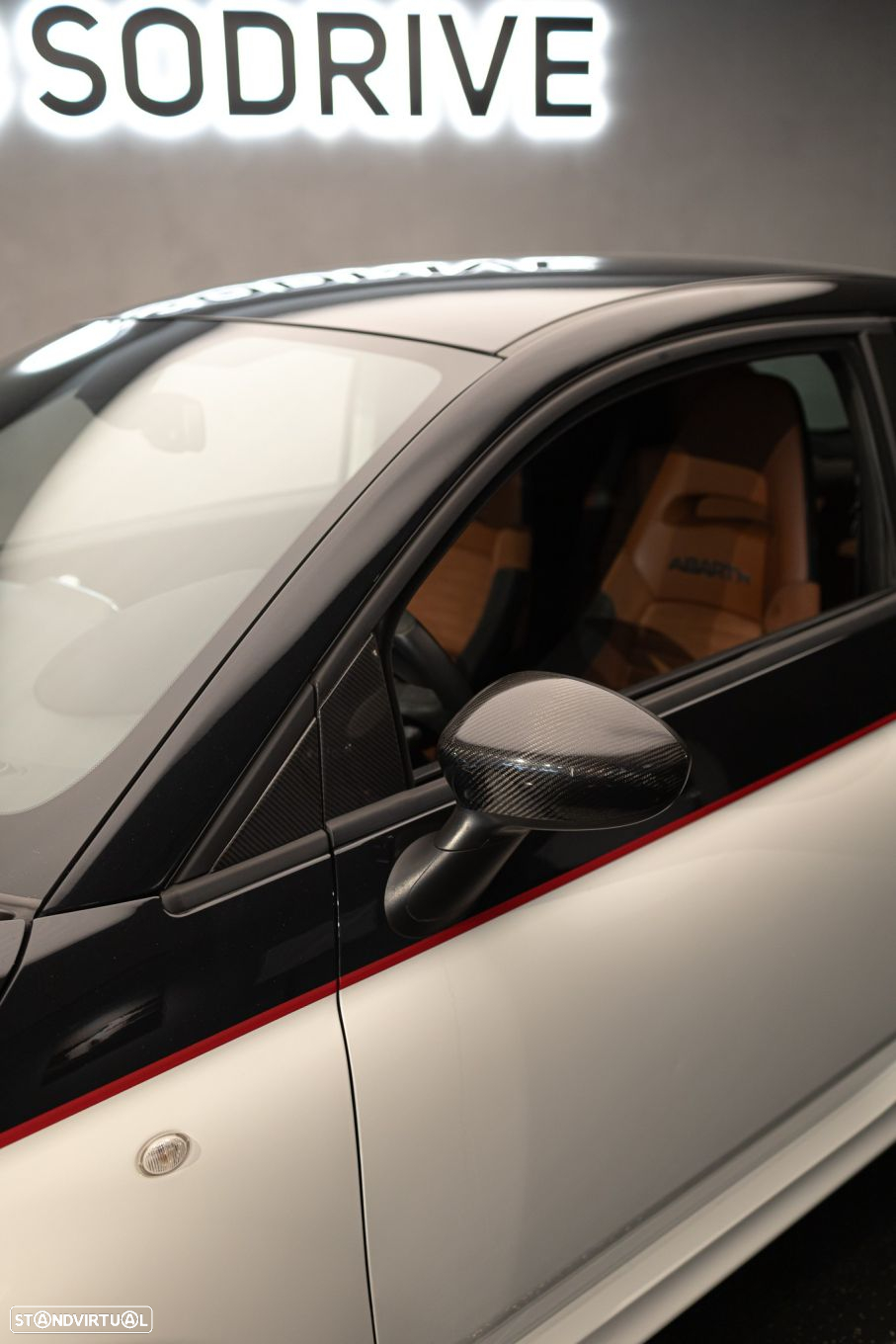 Abarth 595 1.4 T-Jet Competizione - 29