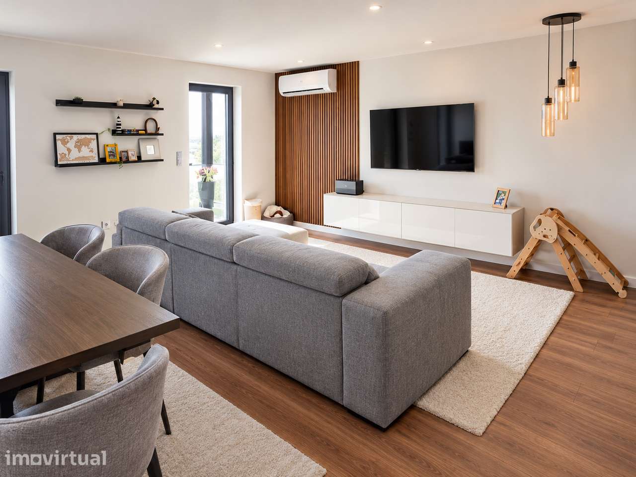 Moradia T3+1 com Jardim e Garagem em Vila Nova - Grande imagem: 3/12