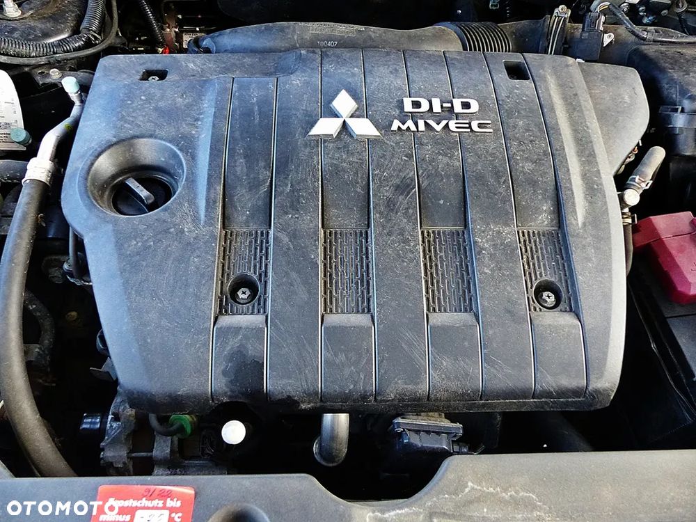 Mitsubishi ASX 1.8 DI-D 2WD Instyle - 39