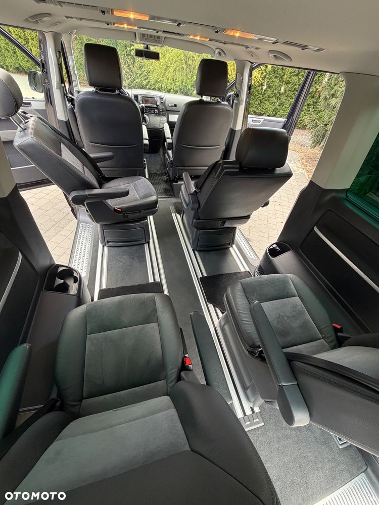 Volkswagen Multivan - 19