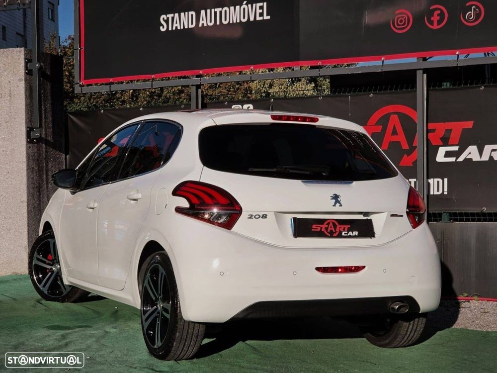 Peugeot 208 1.6 BlueHDi GT Line - 30