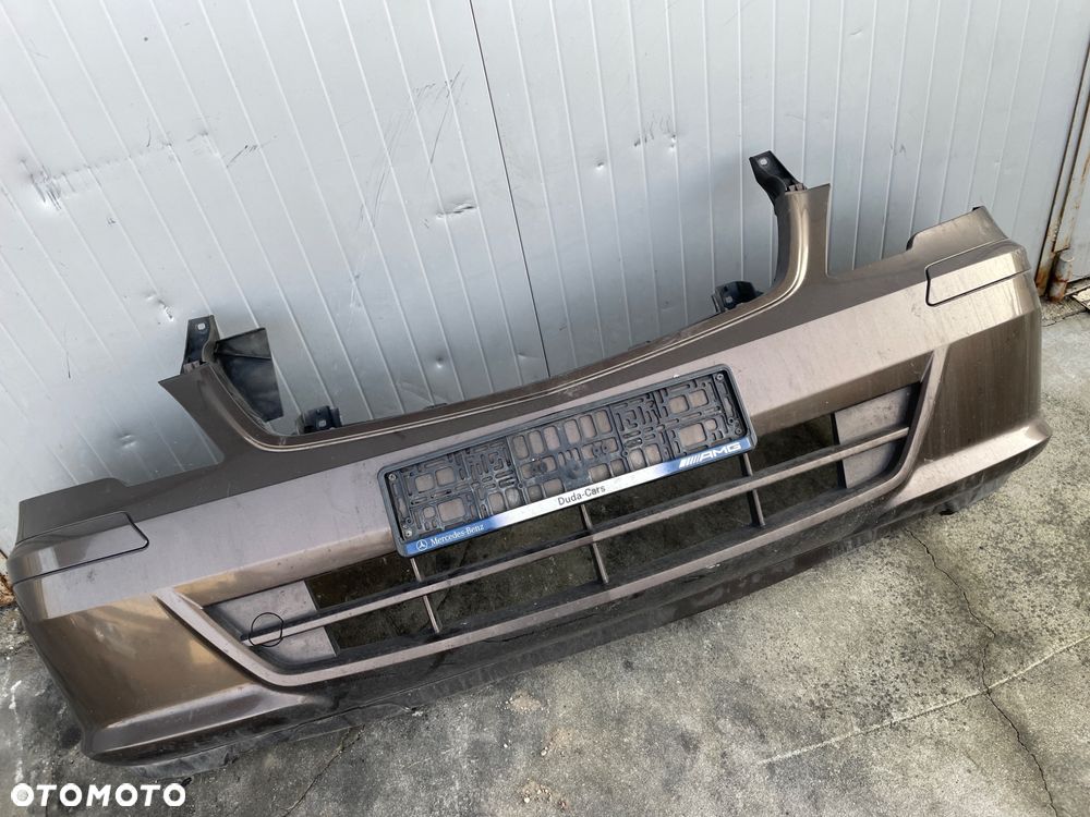 MERCEDES 639 VITO VIANO lift  zderzak przedni  przód lakier 8526 - 1