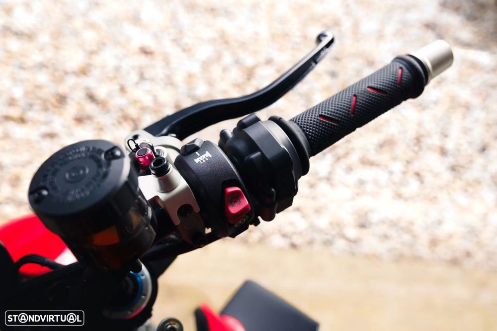 Ducati Streetfighter - 10