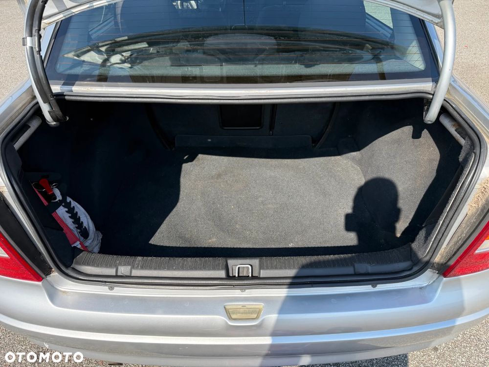 Opel Astra 1.6 16V 100 - 16