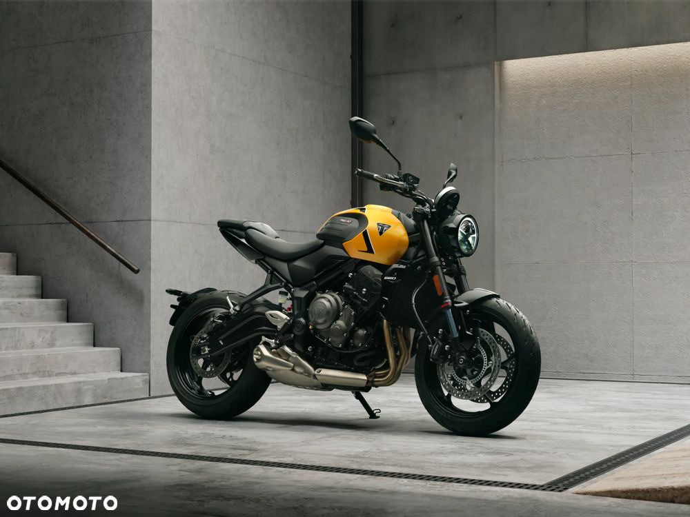 Triumph Trident - 2