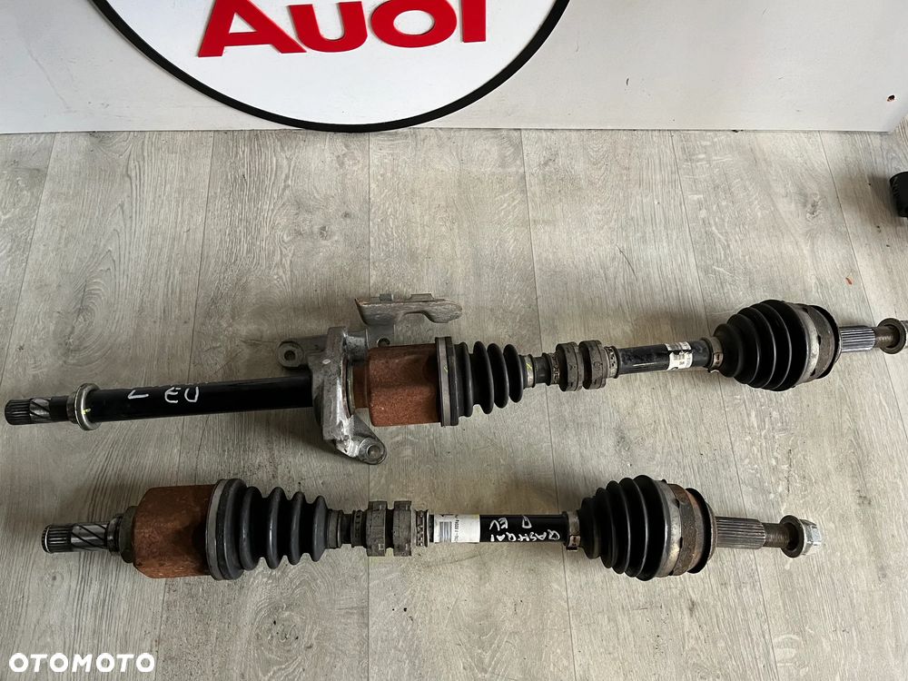 PÓŁOŚ NISSAN QASHQAI II 1.2 DIG T 10284732 LEWA 10284727 PRAWA - 4