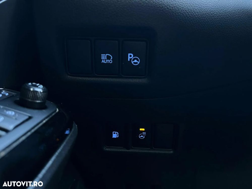 Toyota C-HR 2.0 HSD 184 CP 4x2 CVT C-ult Style bi-tone - 16