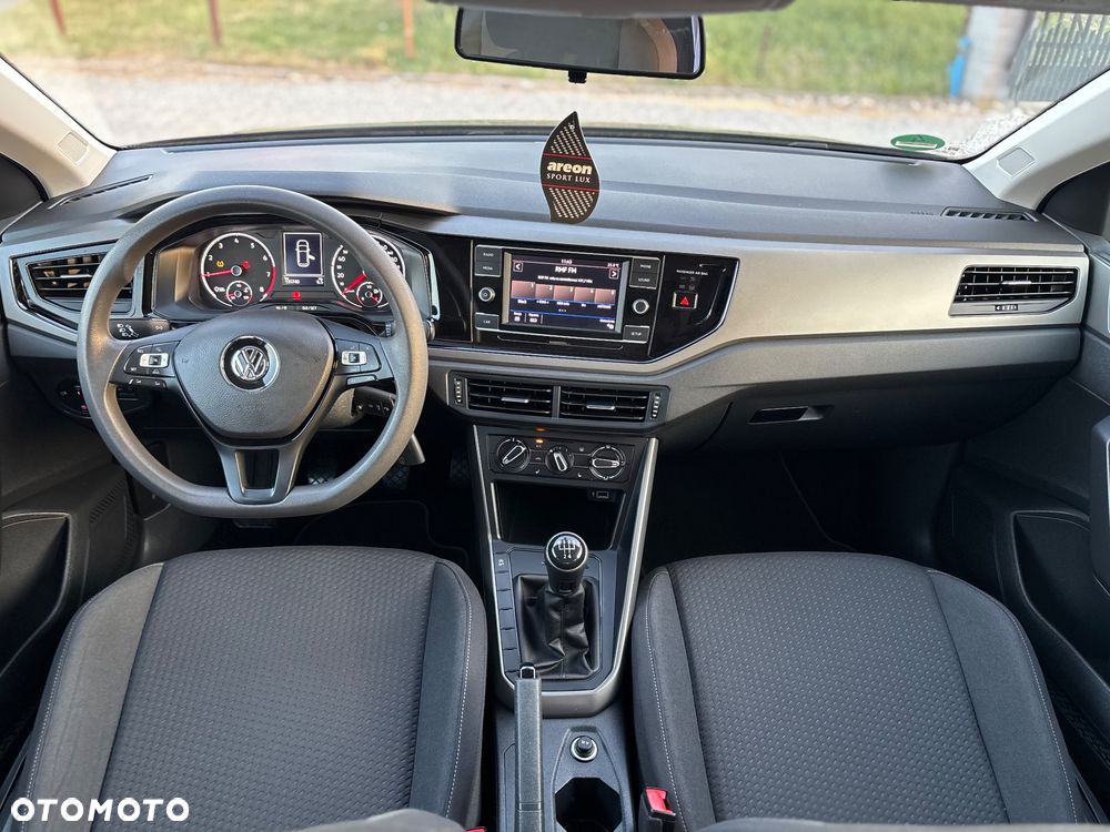 Volkswagen Polo - 13