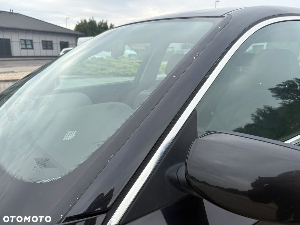 BMW Seria 5 525d - 21