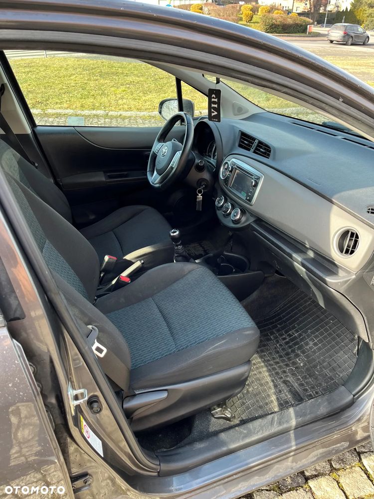 Toyota Yaris 1.33 Active - 13